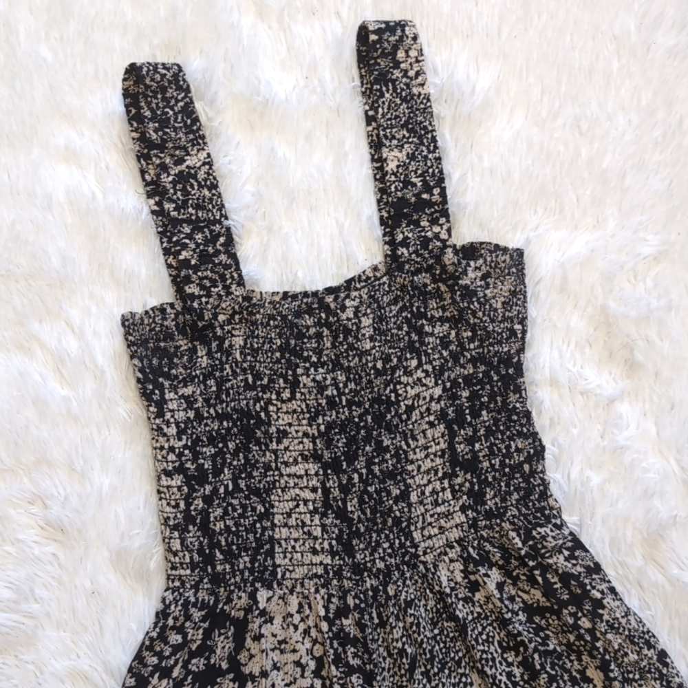Evereve Roan+Ryan Black & Cream Floral Gianna Smocked Ankle Jumpsuit Size XS - Picture 4 of 15